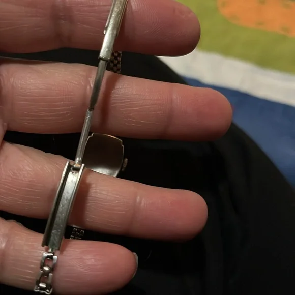 Vintage silver tone ladies watch - Picture 4 of 4